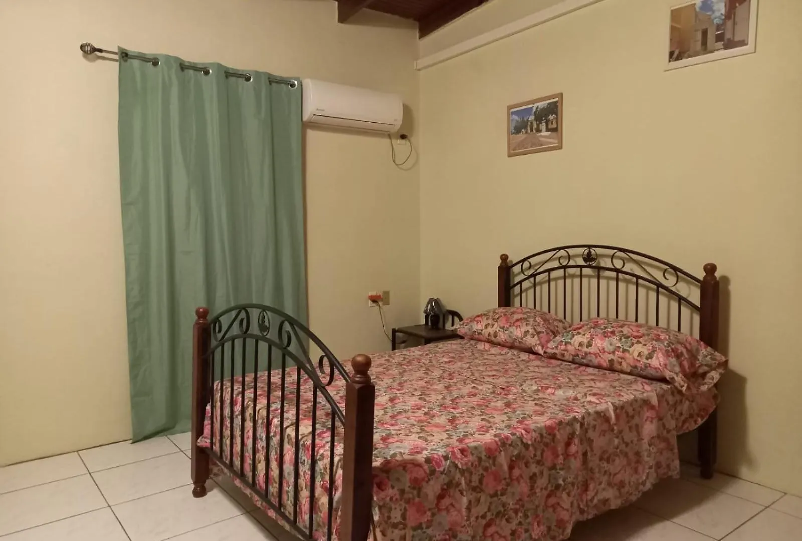 Right In The Middle Apartment Willemstad