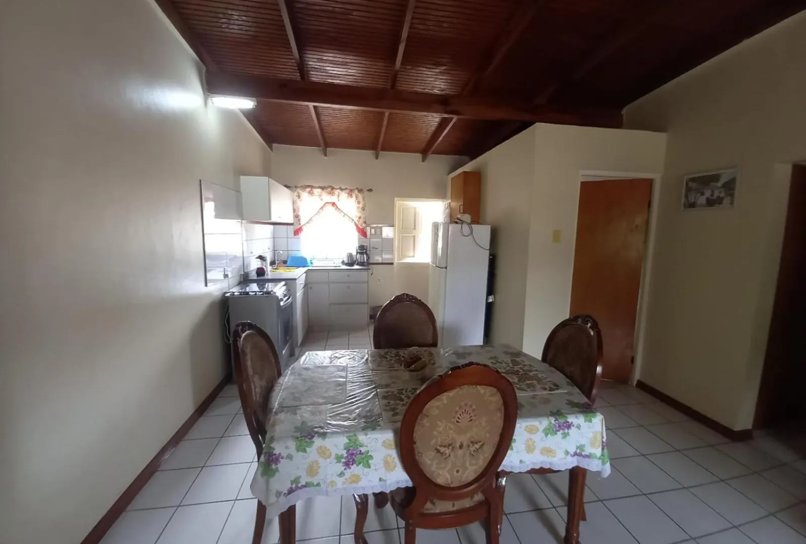 Right In The Middle Apartment Willemstad